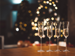 Teamspirit zum Jahresende: Die wachsende Bedeutung von Weihnachtsfeiern